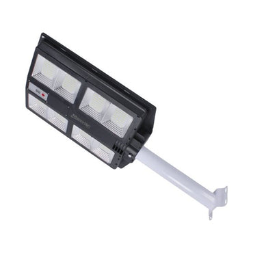 Luminario LED para uso en vialidades con panel solar