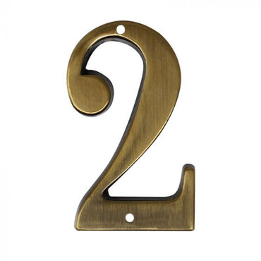 Número decorativo #2 latón antiguo